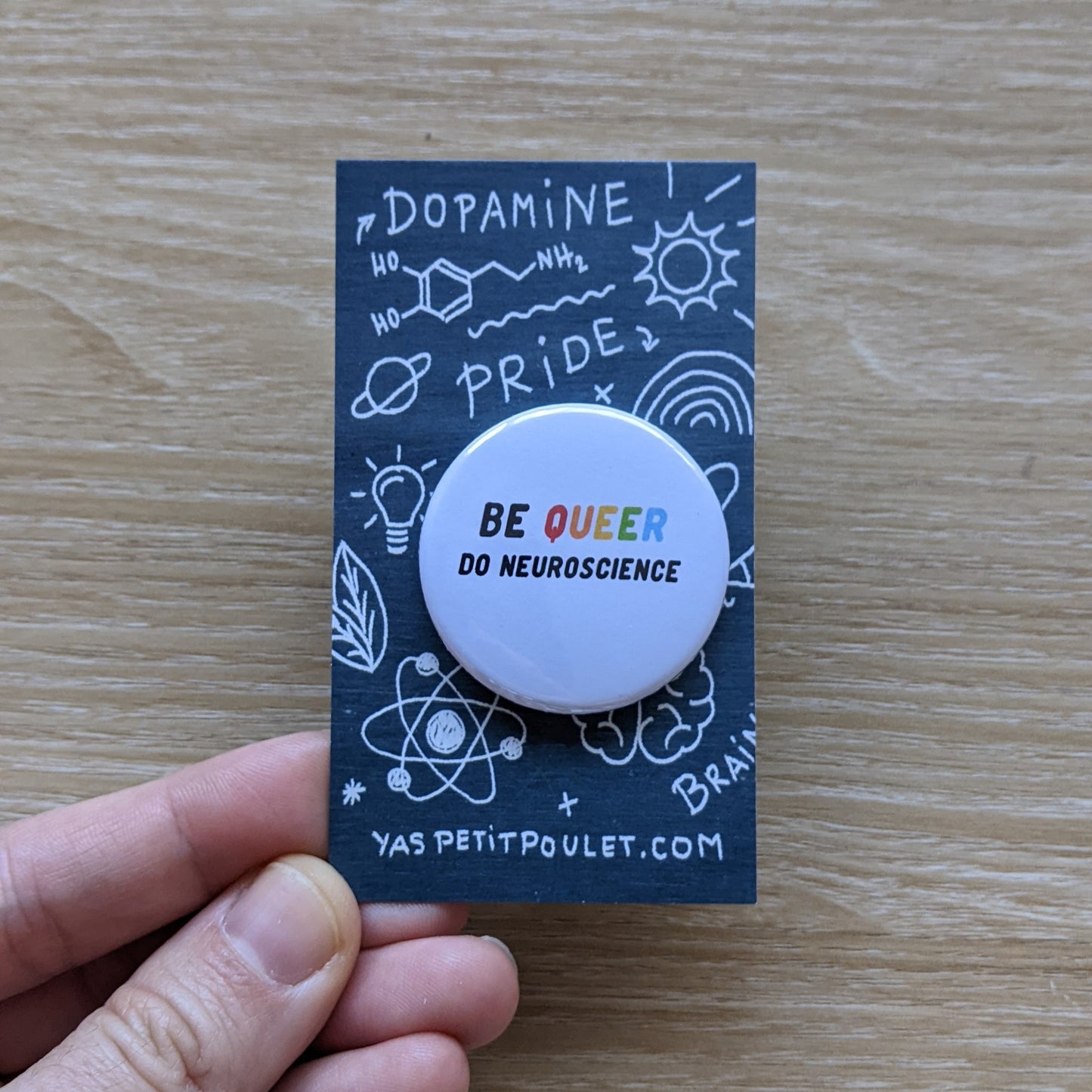 Be Queer | Buttons